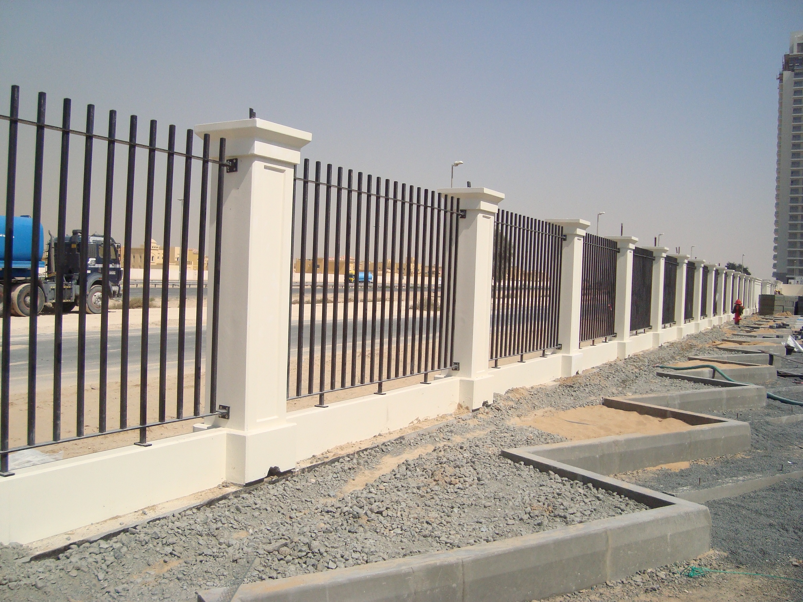 Aluminum / Metal Fencing 